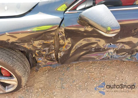 2011 Lexus Is 350 z USA, uszkodzony, nr VIN JTHBE5C20B5027529